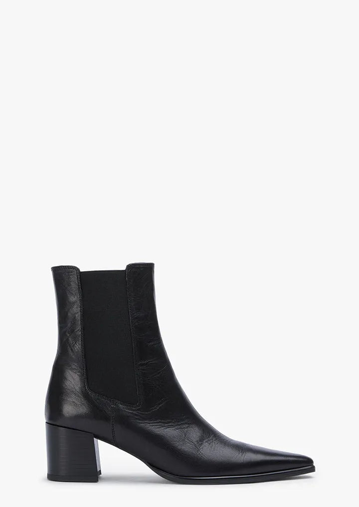 Eryn Black Vintage