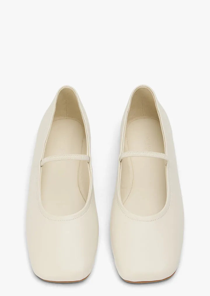 Clover Dove Nappa