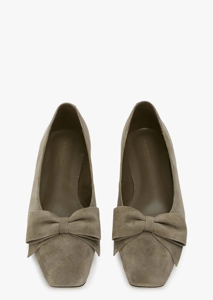 Bettina Cemento Suede