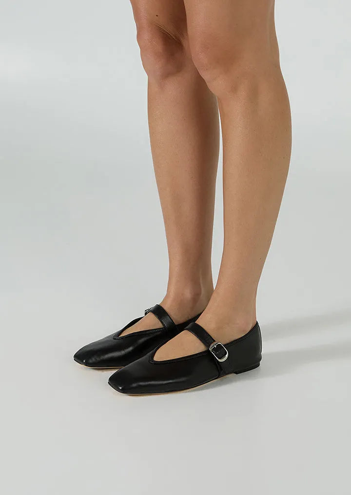 Bobbi Black Venice
